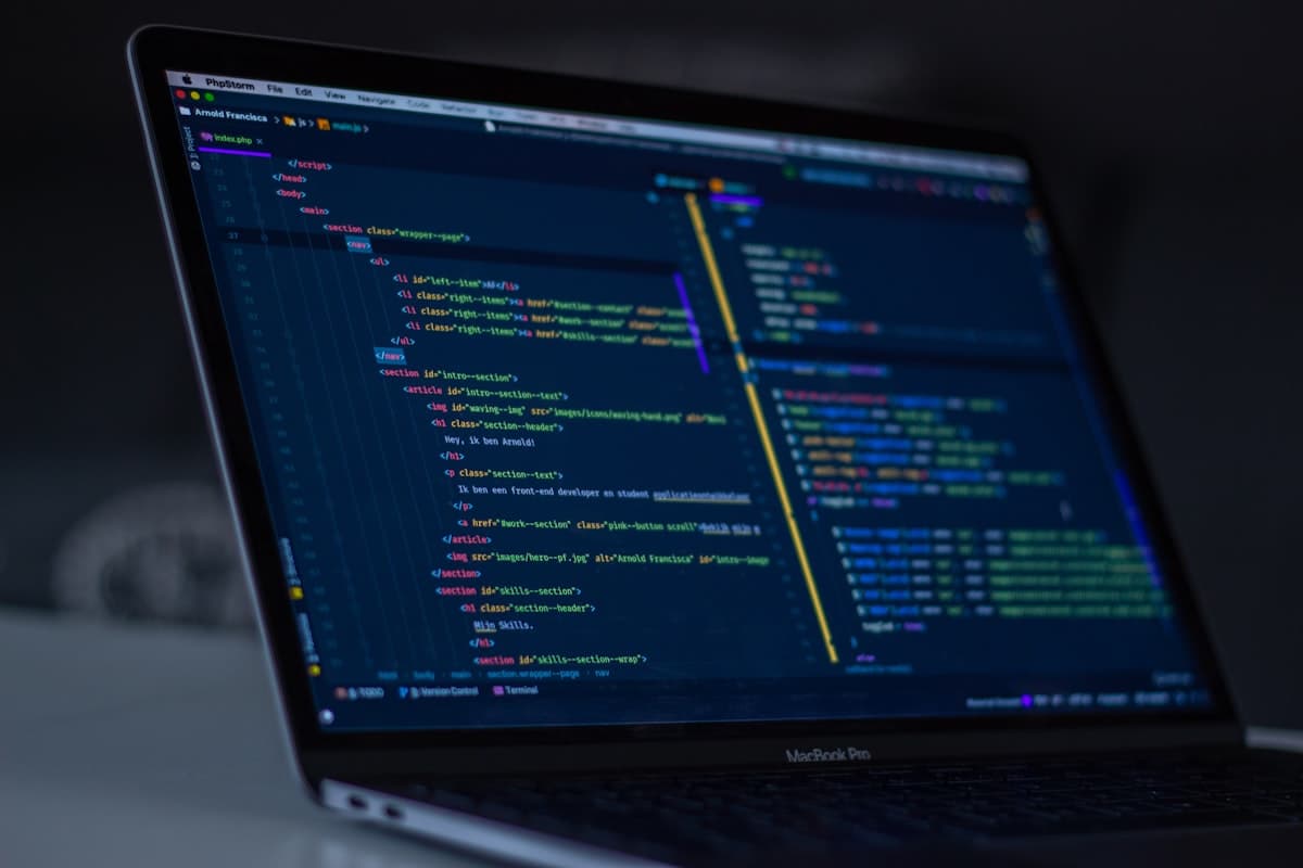 MongoDB & Document Databases